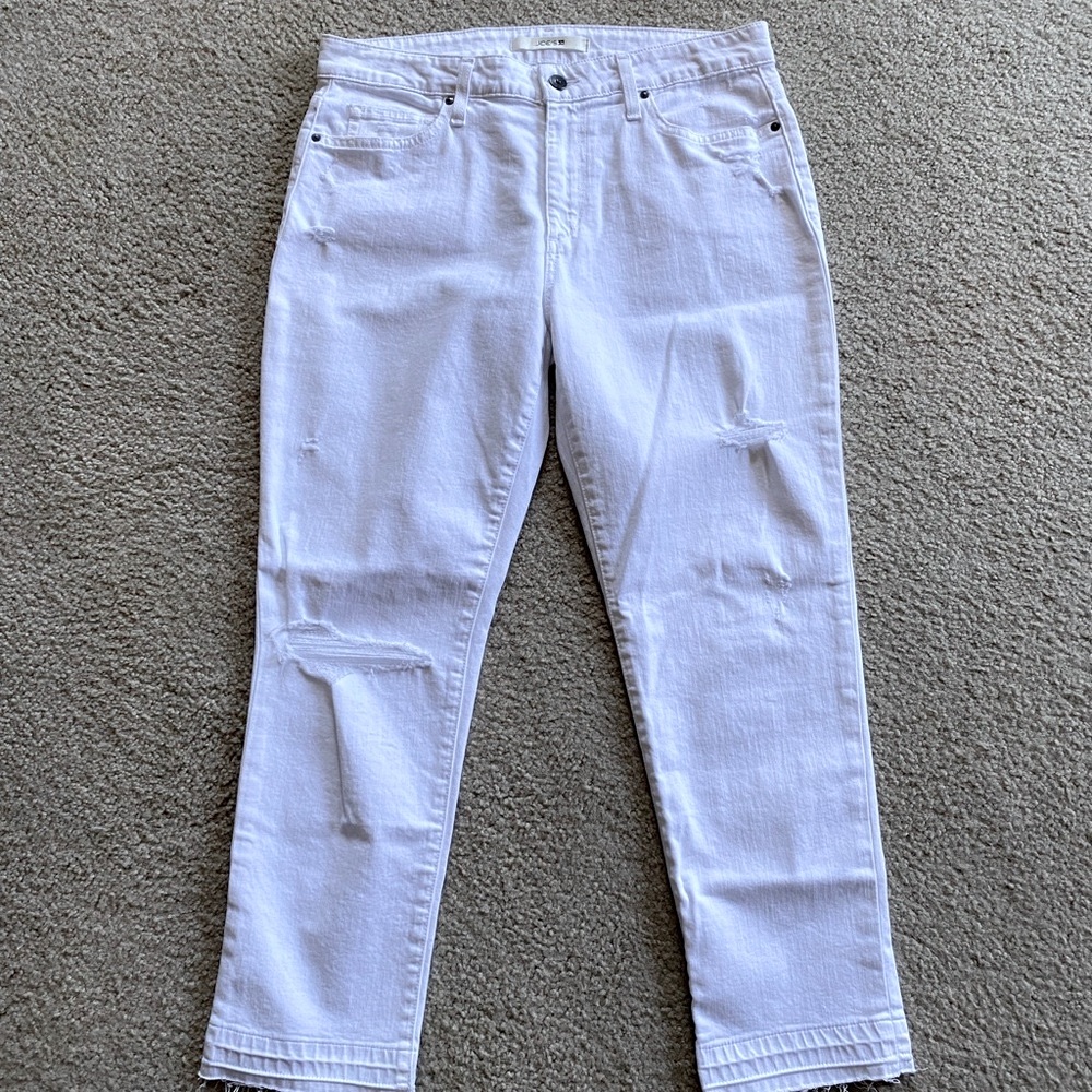 NWOT Joes Distressed White Capris - Picture 2 of 8